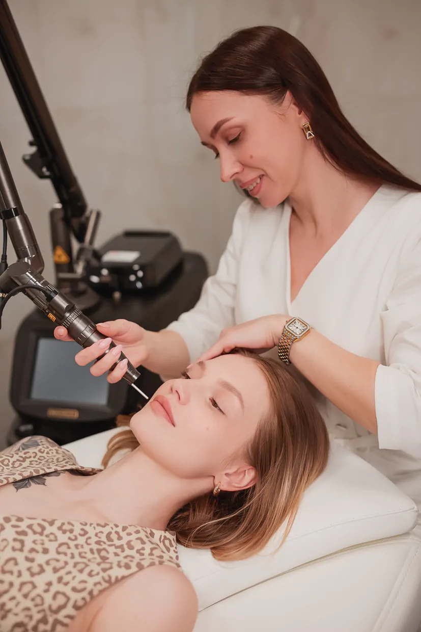 Красная ковровая дорожка